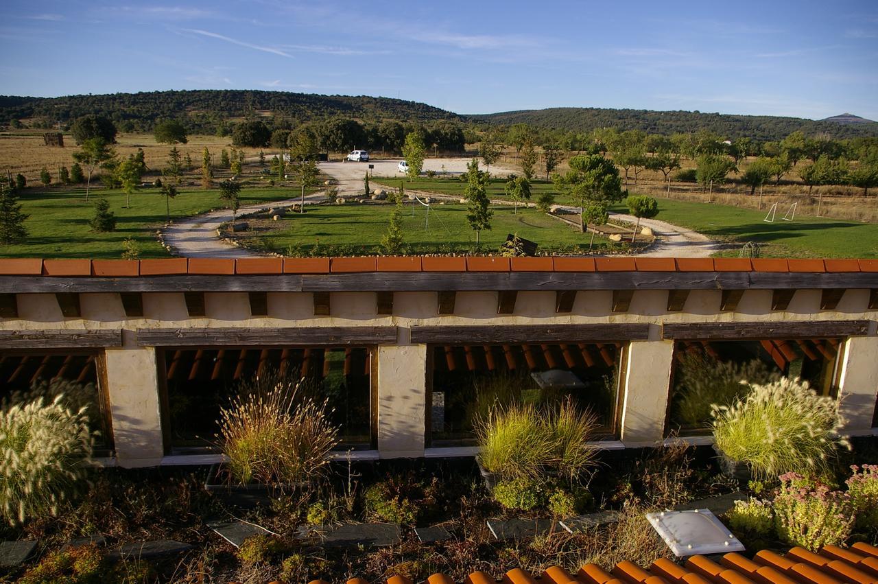 Hotel Rural Bioclimático Sabinares del Arlanza Puentedura Exterior foto