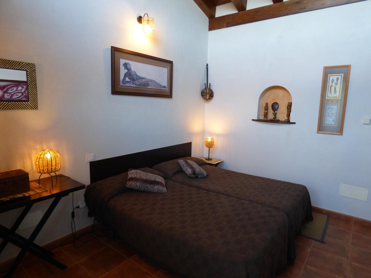 Hotel Rural Bioclimático Sabinares del Arlanza Puentedura Quarto foto